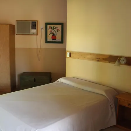 Hosteria Helvecia Montecarlo Habitación foto